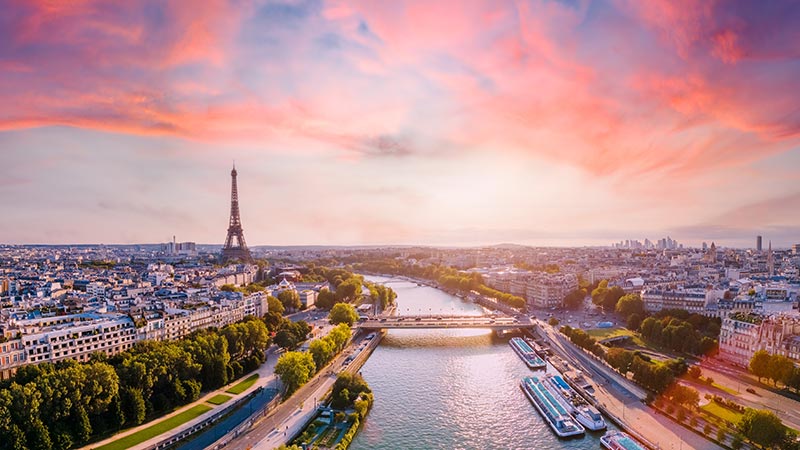 Read more about the article Paris France Attractions: A Comprehensive Journey Through The Iconic City – 3 Sites to See